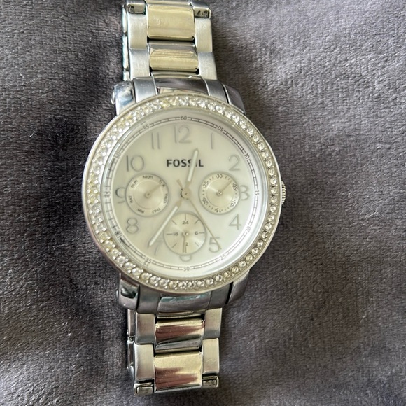 FOSSIL WATCH - Picture 3 of 3